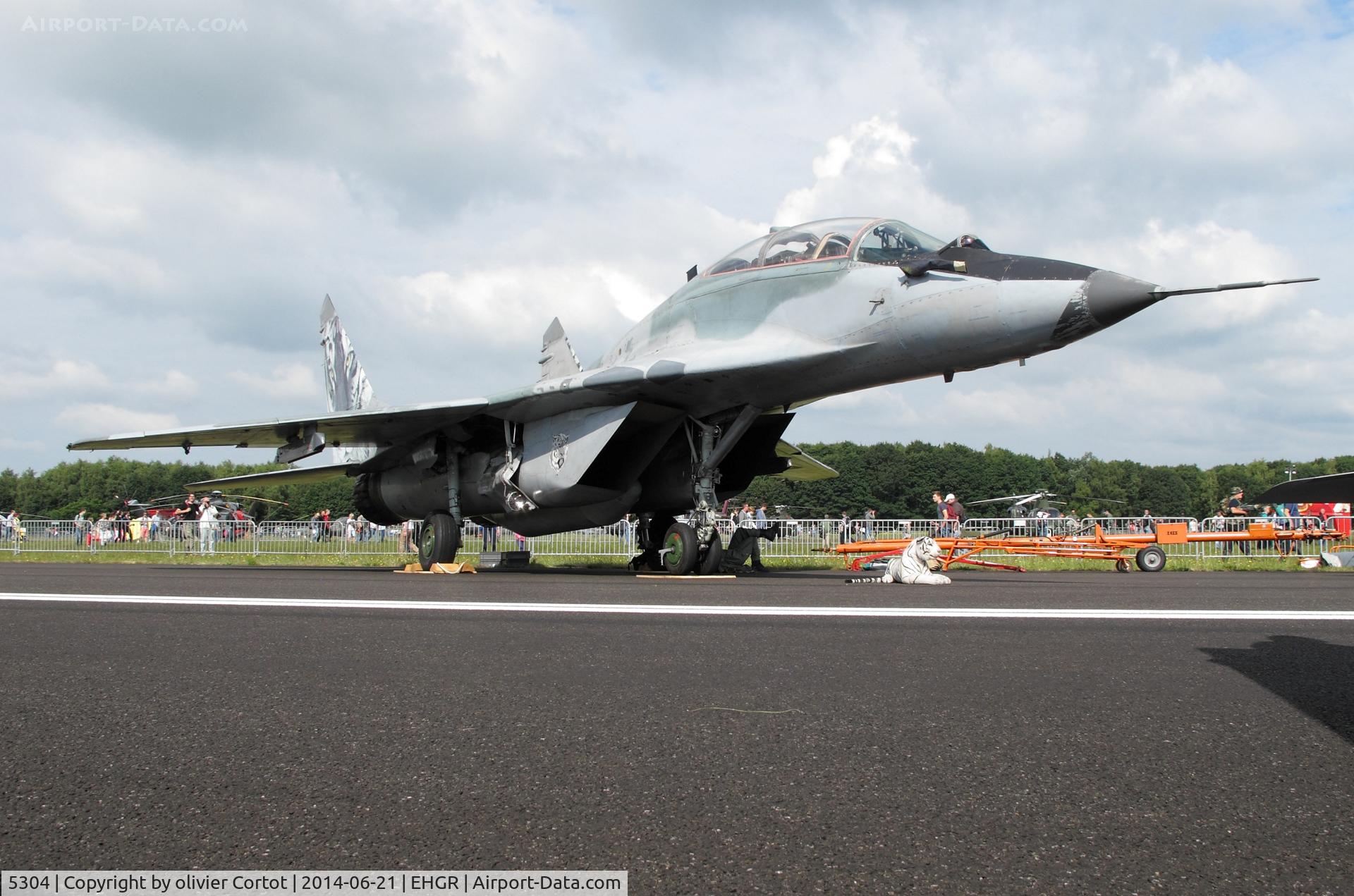5304, Mikoyan-Gurevich MiG-29UB C/N N50903028253, Mig-29 UB, rare airplane in western europe...