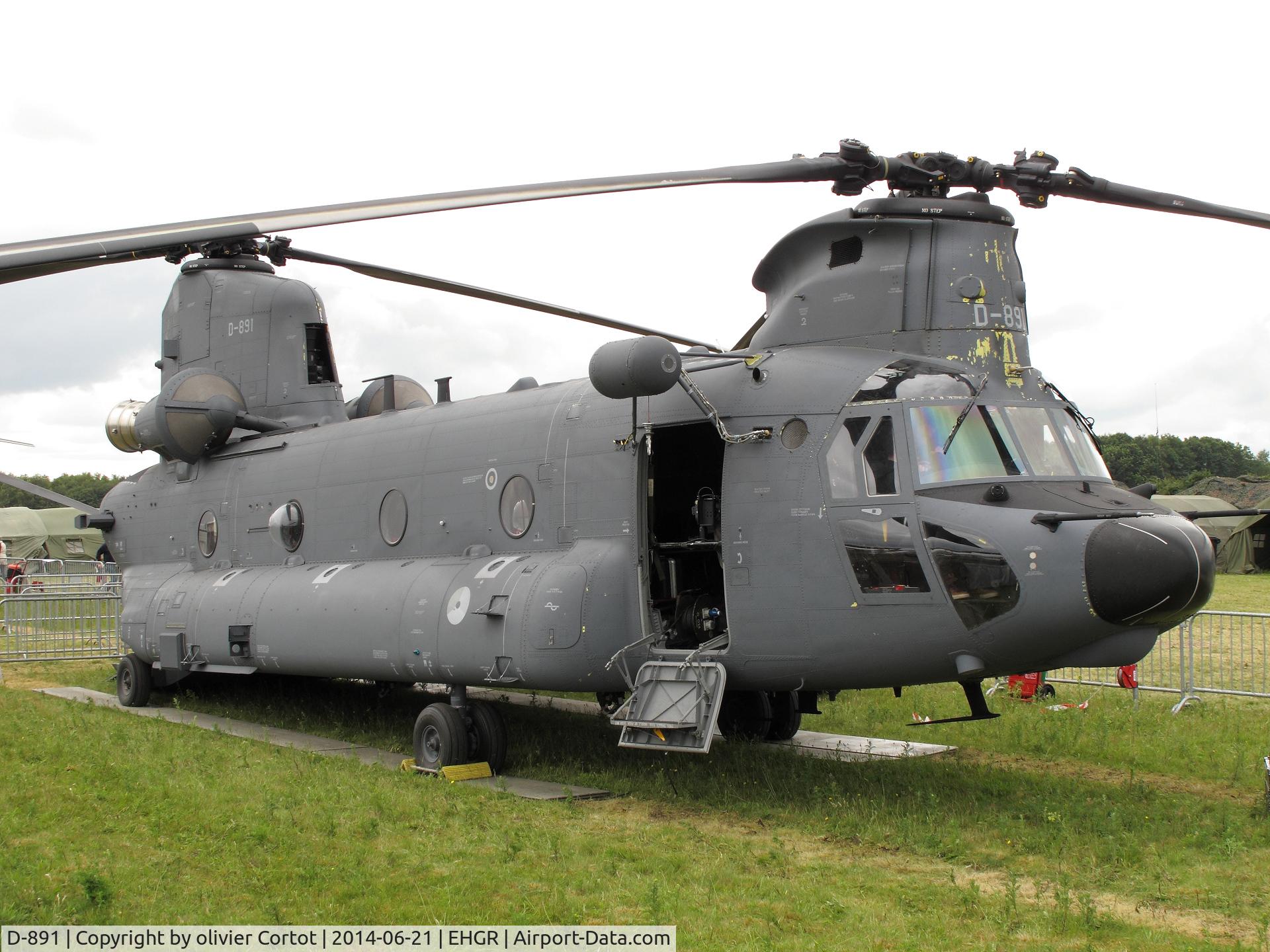 D-891, Boeing CH-47F Chinook C/N M.8891, Gilze Rijen airshow