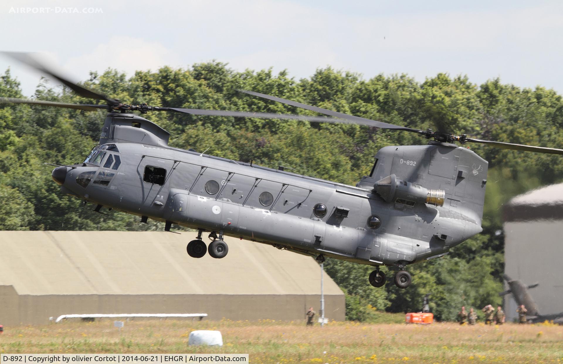 D-892, Boeing CH-47F Chinook C/N M.8892, Gilze Rijen airshow
