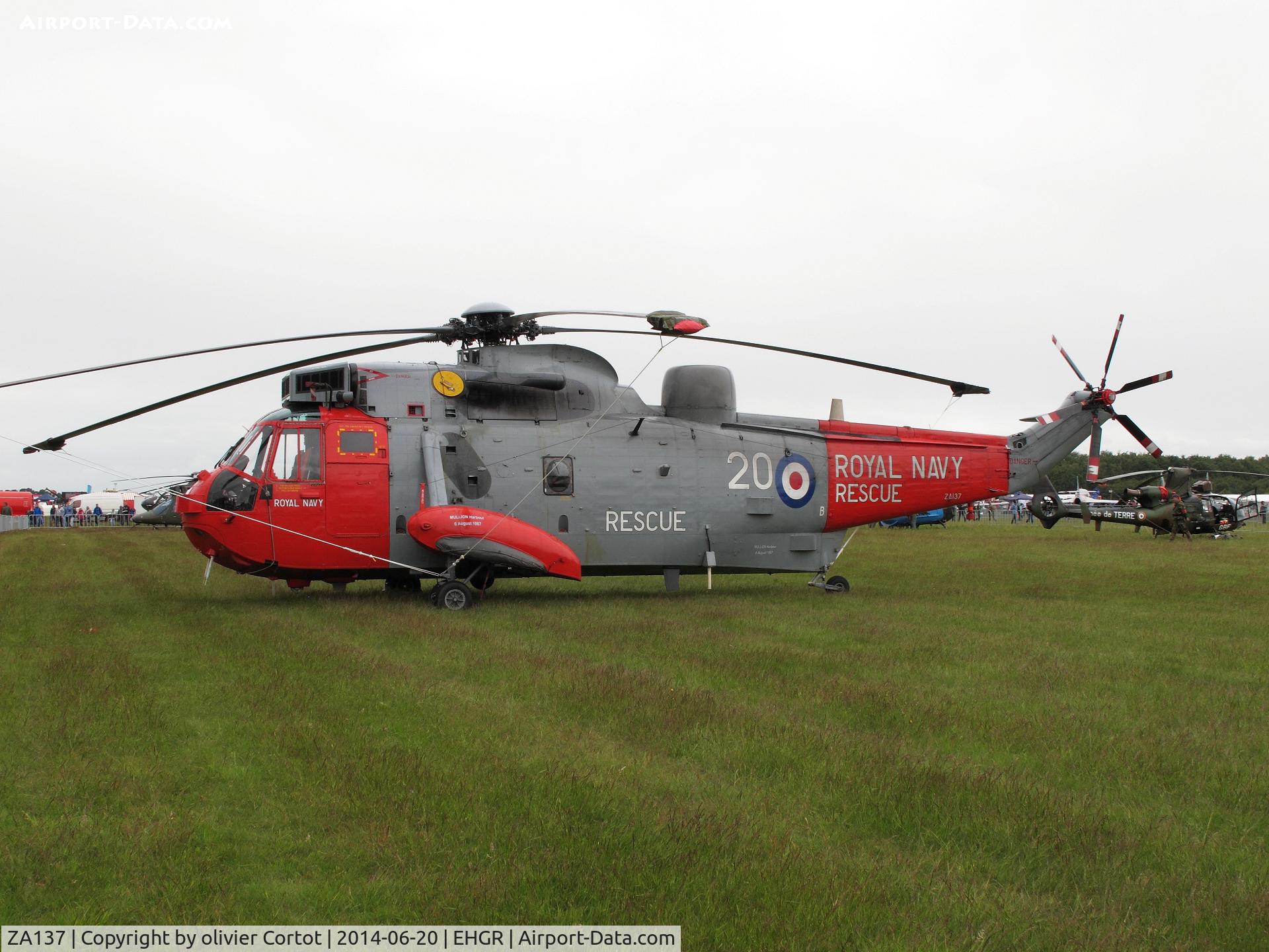 ZA137, 1981 Westland Sea King HU.5SAR C/N WA898, Gilze Rijen airshow