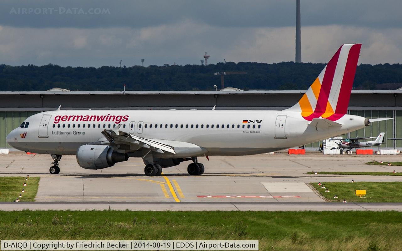 D-AIQB, 1991 Airbus A320-211 C/N 0200, taxying to the gate