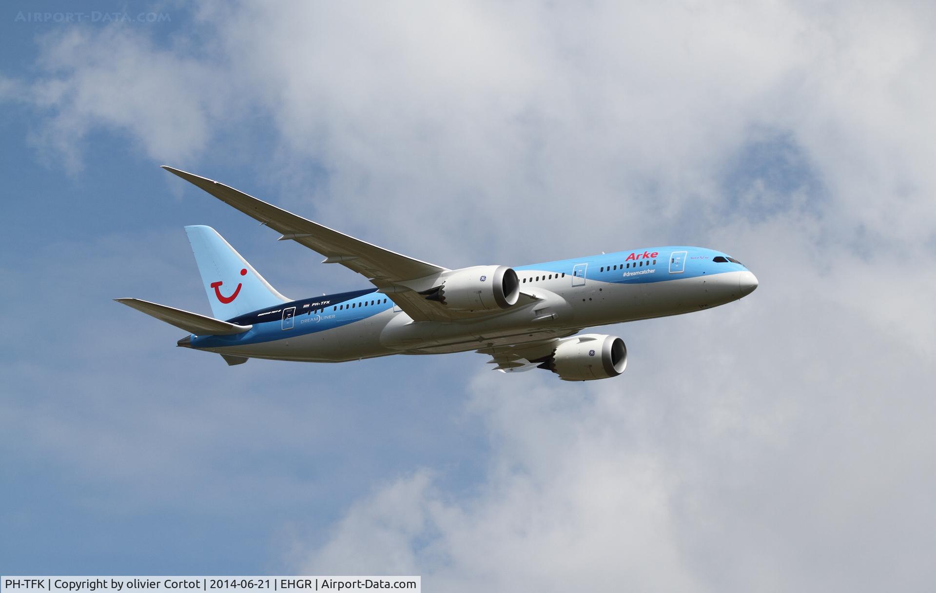 PH-TFK, 2014 Boeing 787-8 Dreamliner Dreamliner C/N 36427, Gilze Rijen airshow