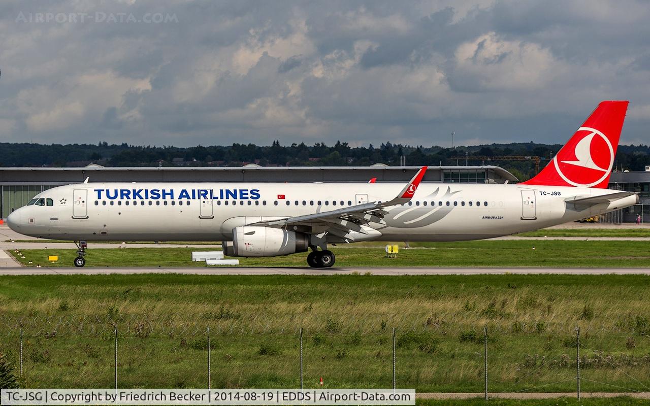 TC-JSG, 2013 Airbus A321-231 C/N 5490, decelerating after touchdown