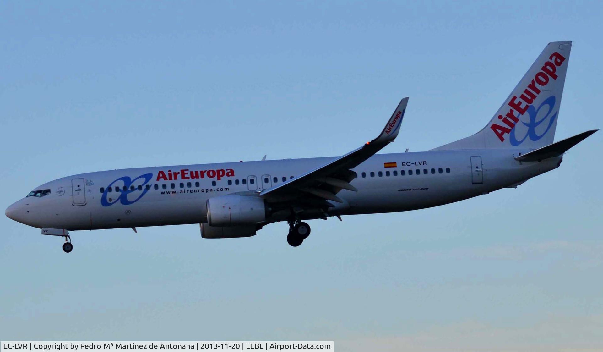 EC-LVR, 2013 Boeing 737-85P C/N 36593, Aeropuerto El Prat Barcelona
