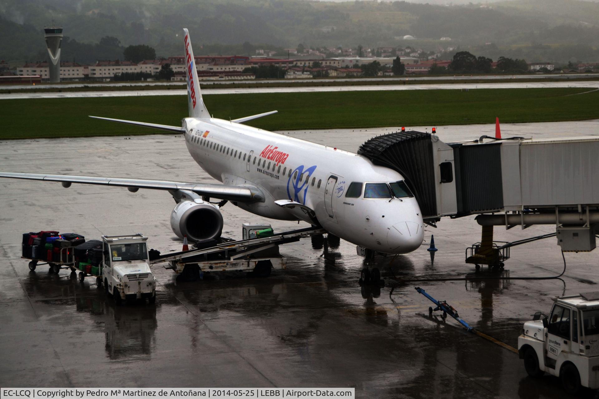 EC-LCQ, 2010 Embraer 195LR (ERJ-190-200LR) C/N 19000303, Aeropuerto Loiu Bilbao