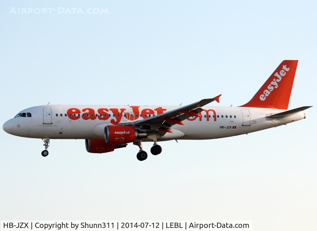 HB-JZX, 2009 Airbus A320-214 C/N 4157, Landing rwy 25R