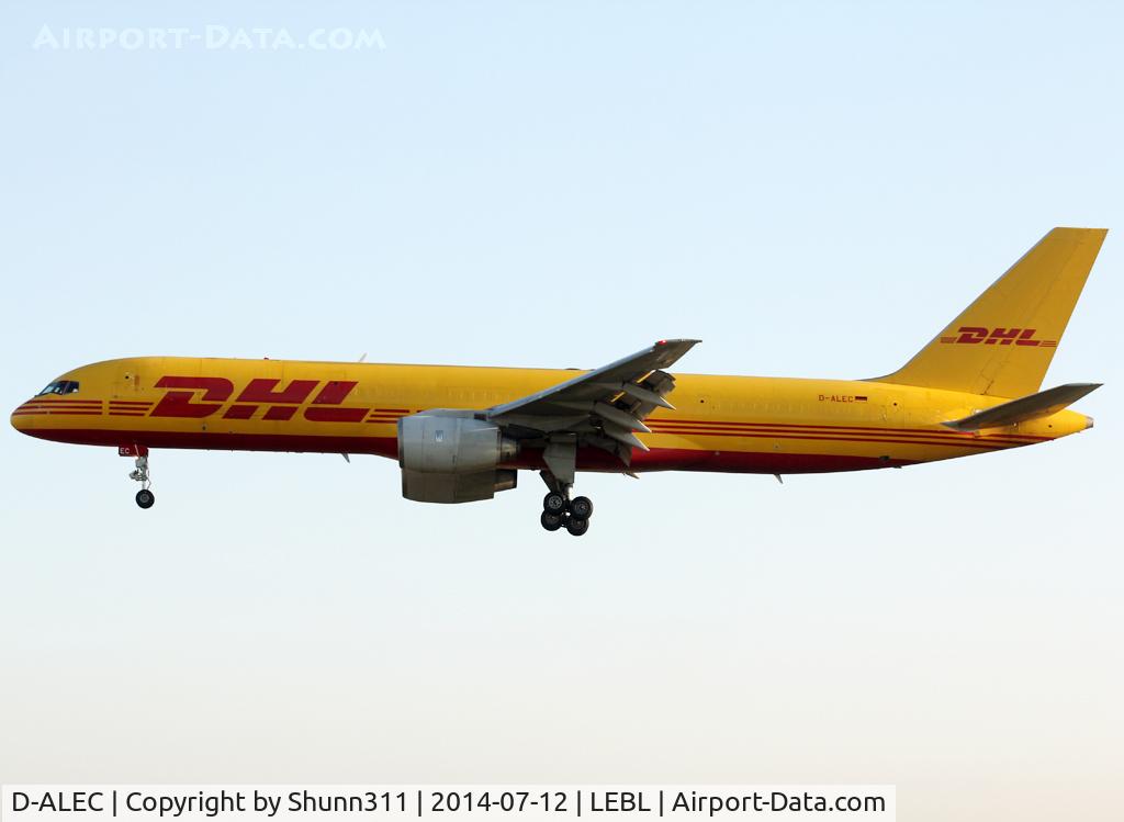 D-ALEC, 1983 Boeing 757-236/SF C/N 22175, Landing rwy 25R