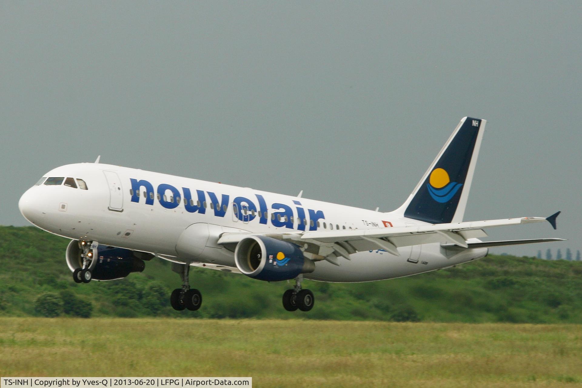 TS-INH, 2011 Airbus A320-214 C/N 4623, Airbus A320-214, Landing Rwy 26L, Roissy Charles De Gaulle Airport (LFPG-CDG)