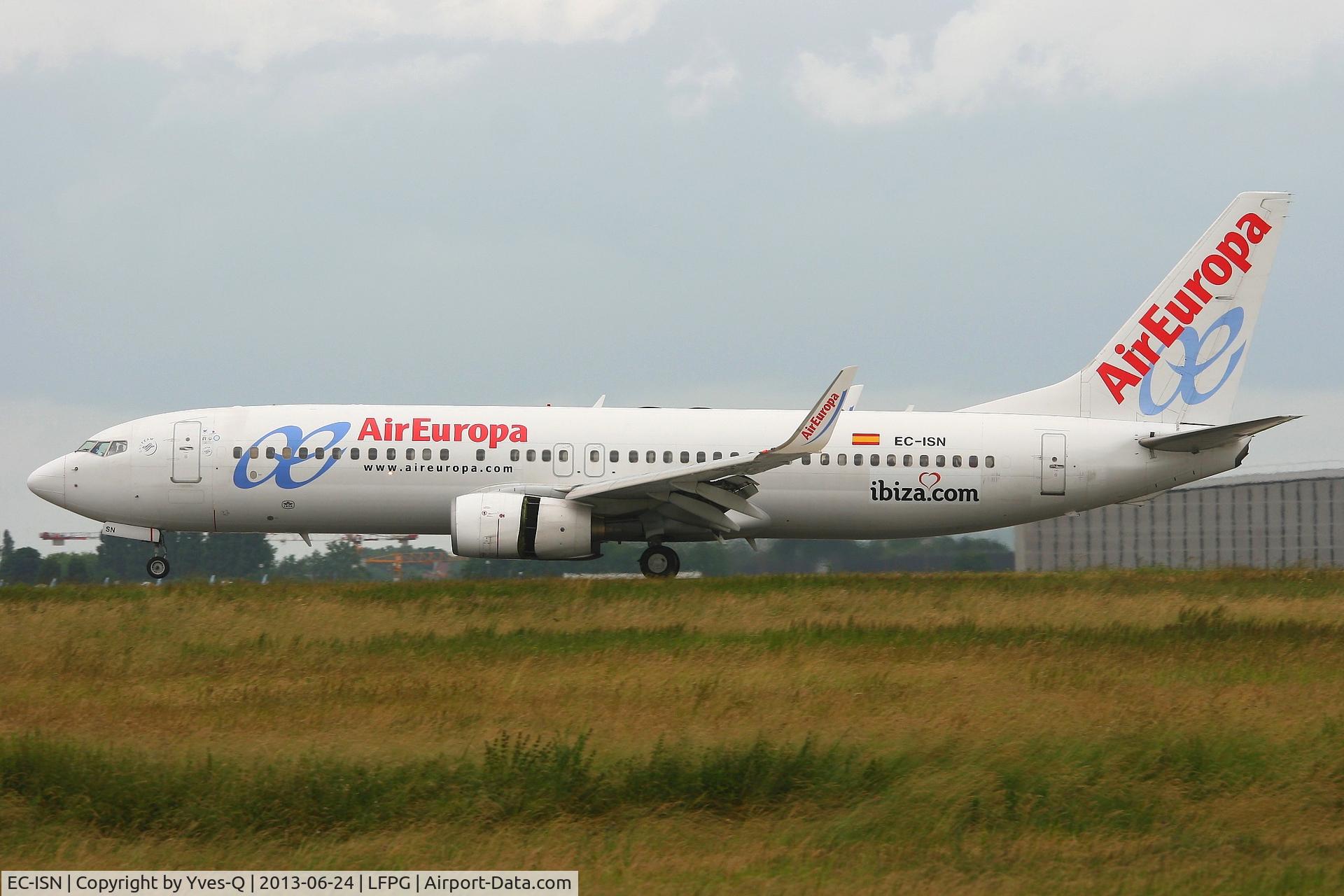 EC-ISN, 2002 Boeing 737-86Q C/N 30291, Boeing 737-86Q(WL), Landing Rwy 26L, Roissy Charles De Gaulle Airport (LFPG-CDG)