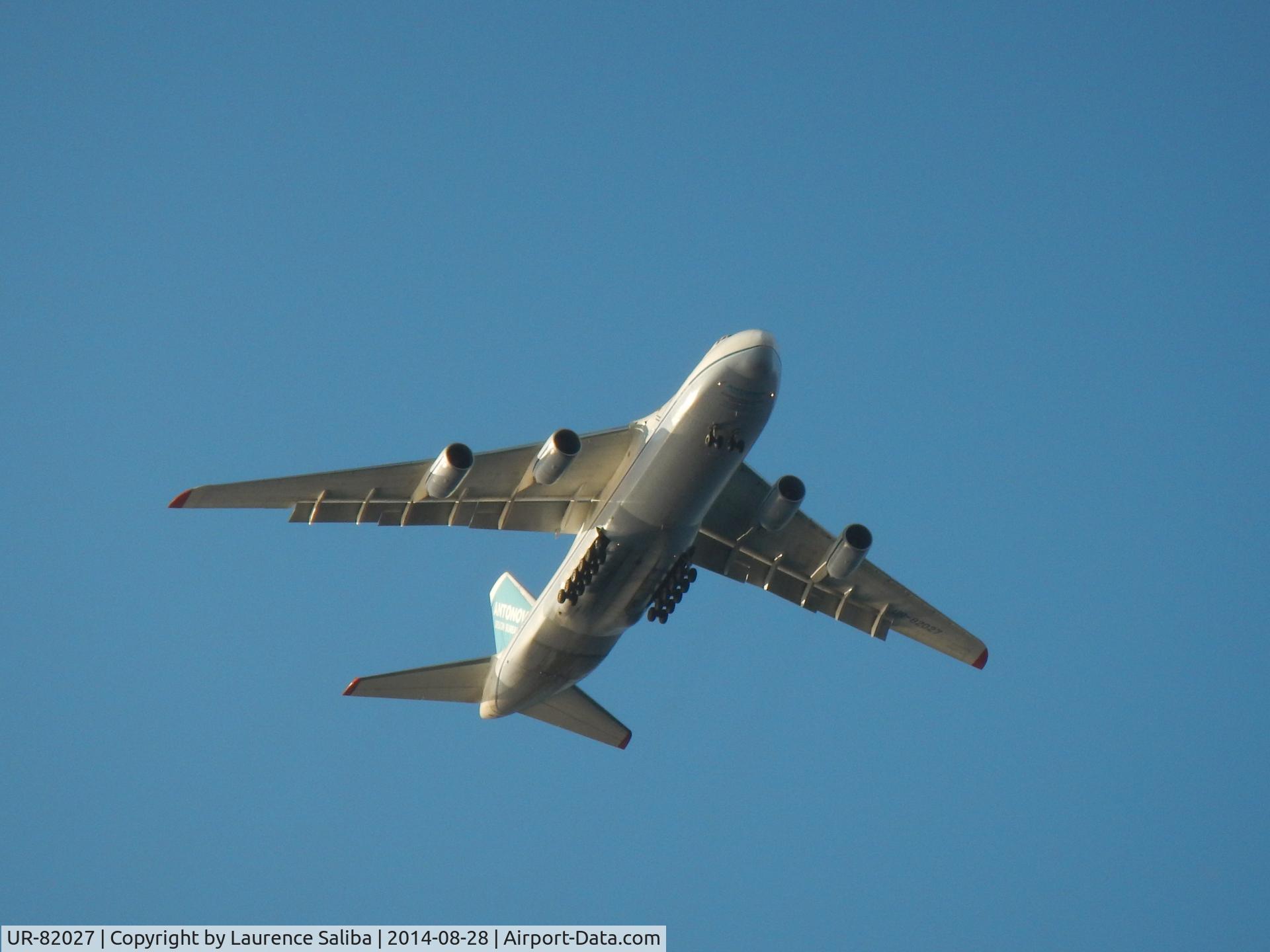 UR-82027, 1990 Antonov An-124-100 Ruslan C/N 19530502288, Landed in Malta around 8am