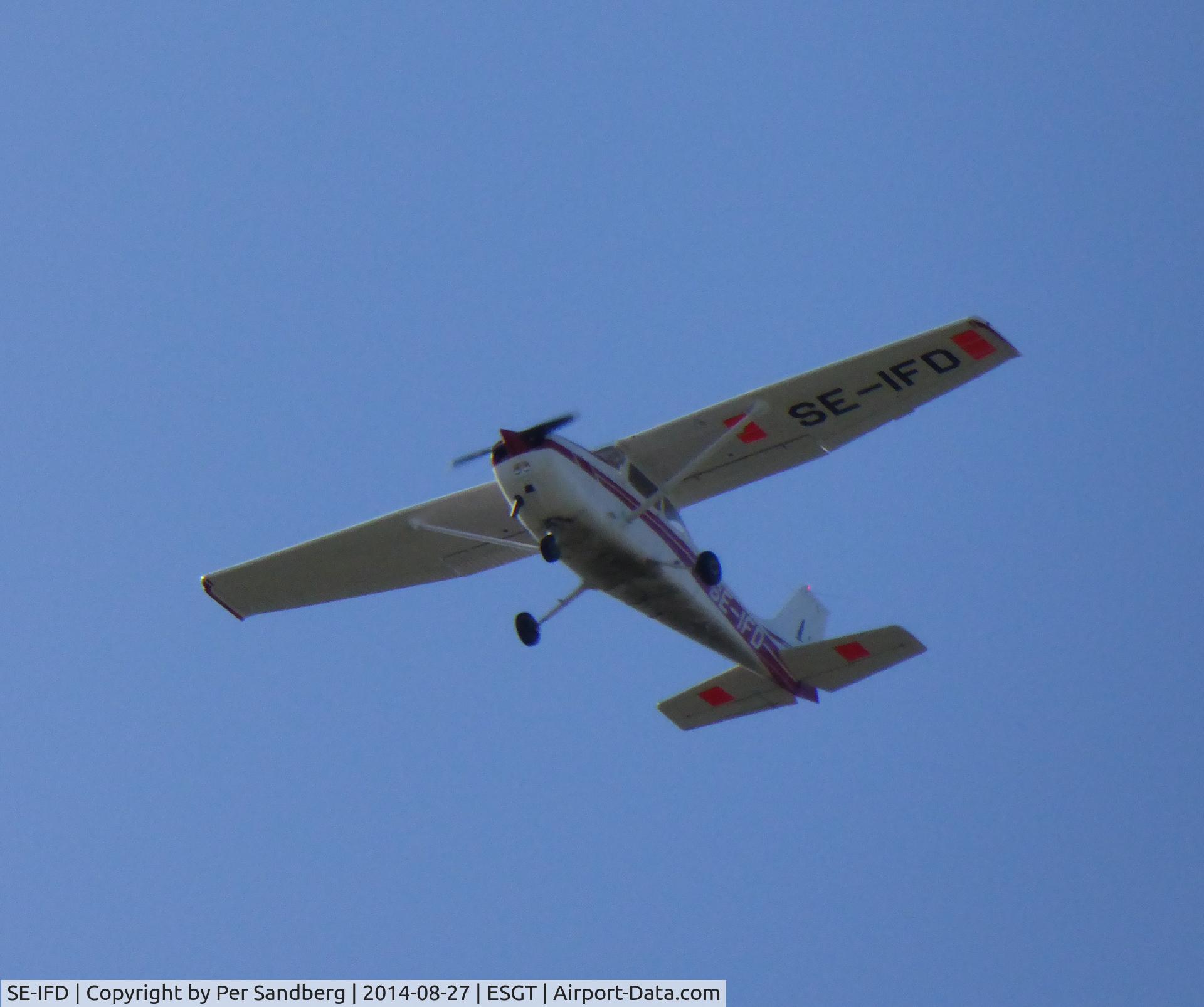 SE-IFD, 1979 Reims F172N Skyhawk C/N F172-1864, SE-IFD