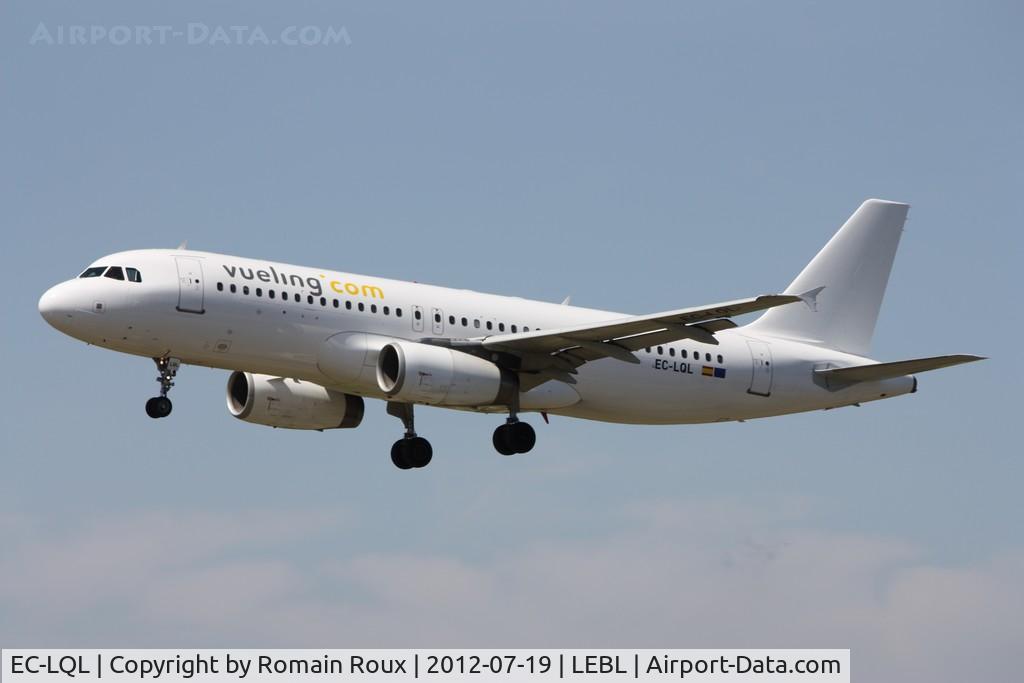 EC-LQL, 2002 Airbus A320-232 C/N 1749, Landing