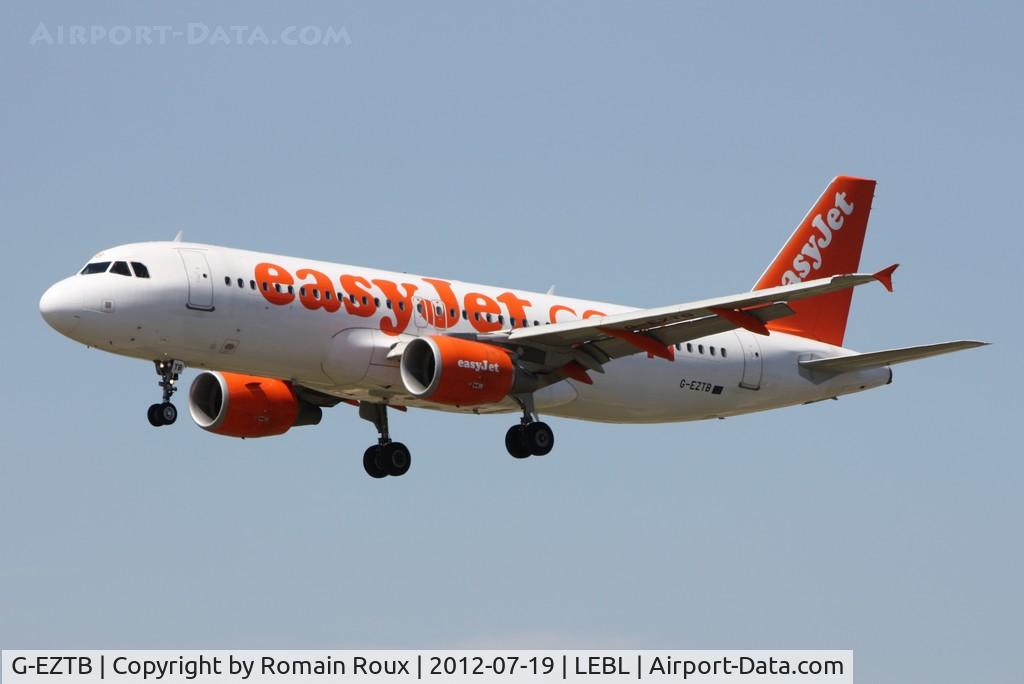 G-EZTB, 2009 Airbus A320-214 C/N 3843, Landing