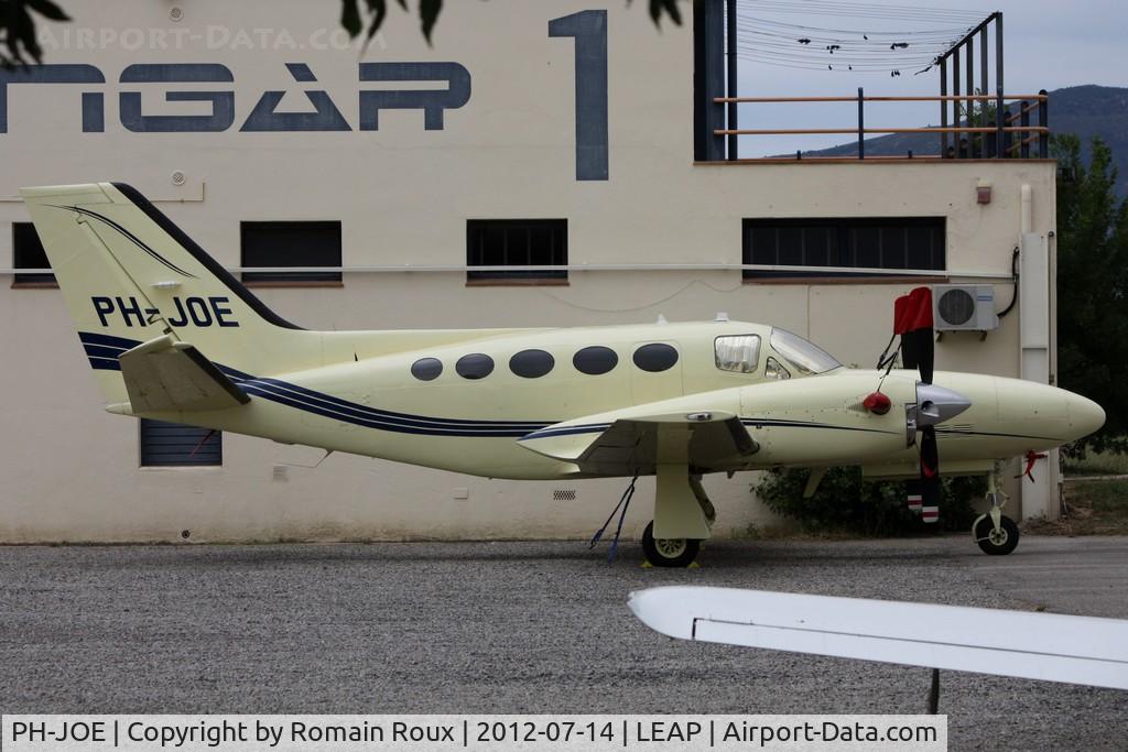 PH-JOE, 1983 Cessna 425 Corsair C/N 425-0168, Parked