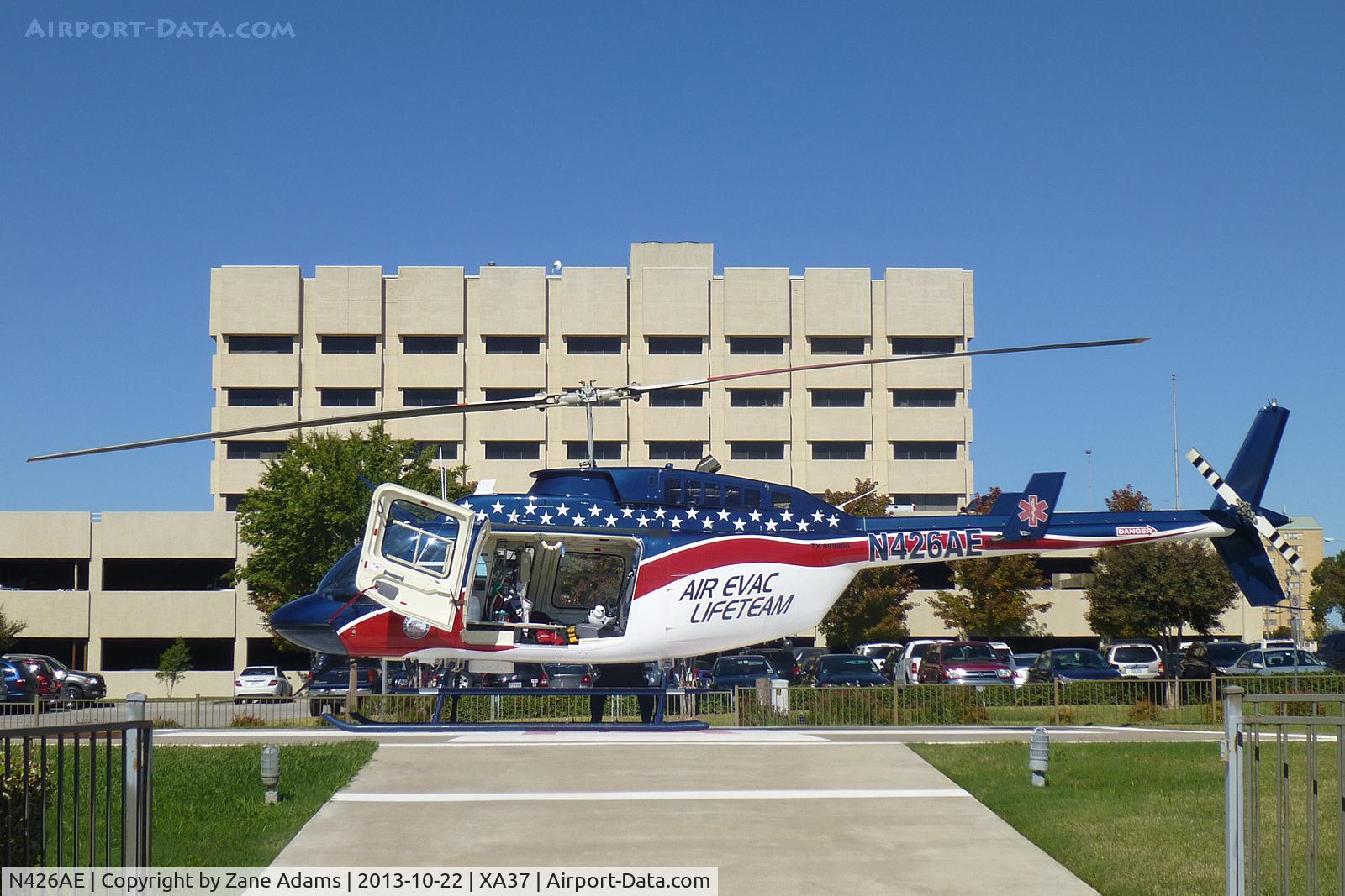 N426AE, Bell 206L-4 LongRanger IV LongRanger C/N 52426, At Plaza Medical Center