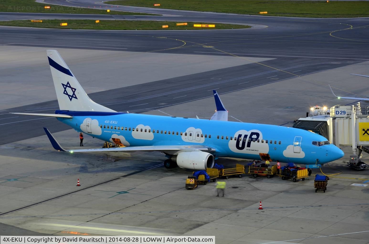 4X-EKU, 2006 Boeing 737-8Z9 C/N 33834, UP! visits Vienna!