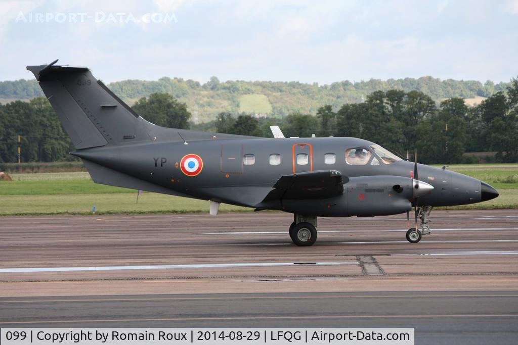 099, Embraer EMB-121AA Xingu C/N 121-099, Parked