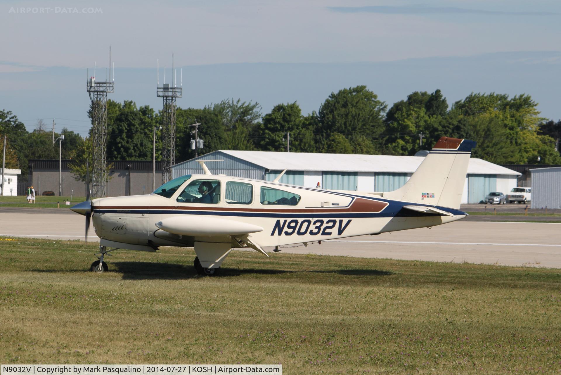 N9032V, 1972 Beech F33A Bonanza C/N CE-378, Beech F33A