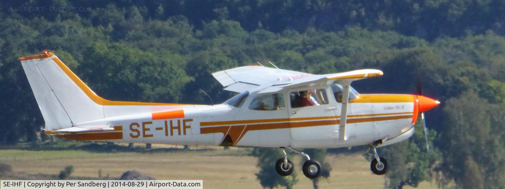SE-IHF, 1980 Cessna 172RG Cutlass RG C/N 172RG0413, SE-IHF