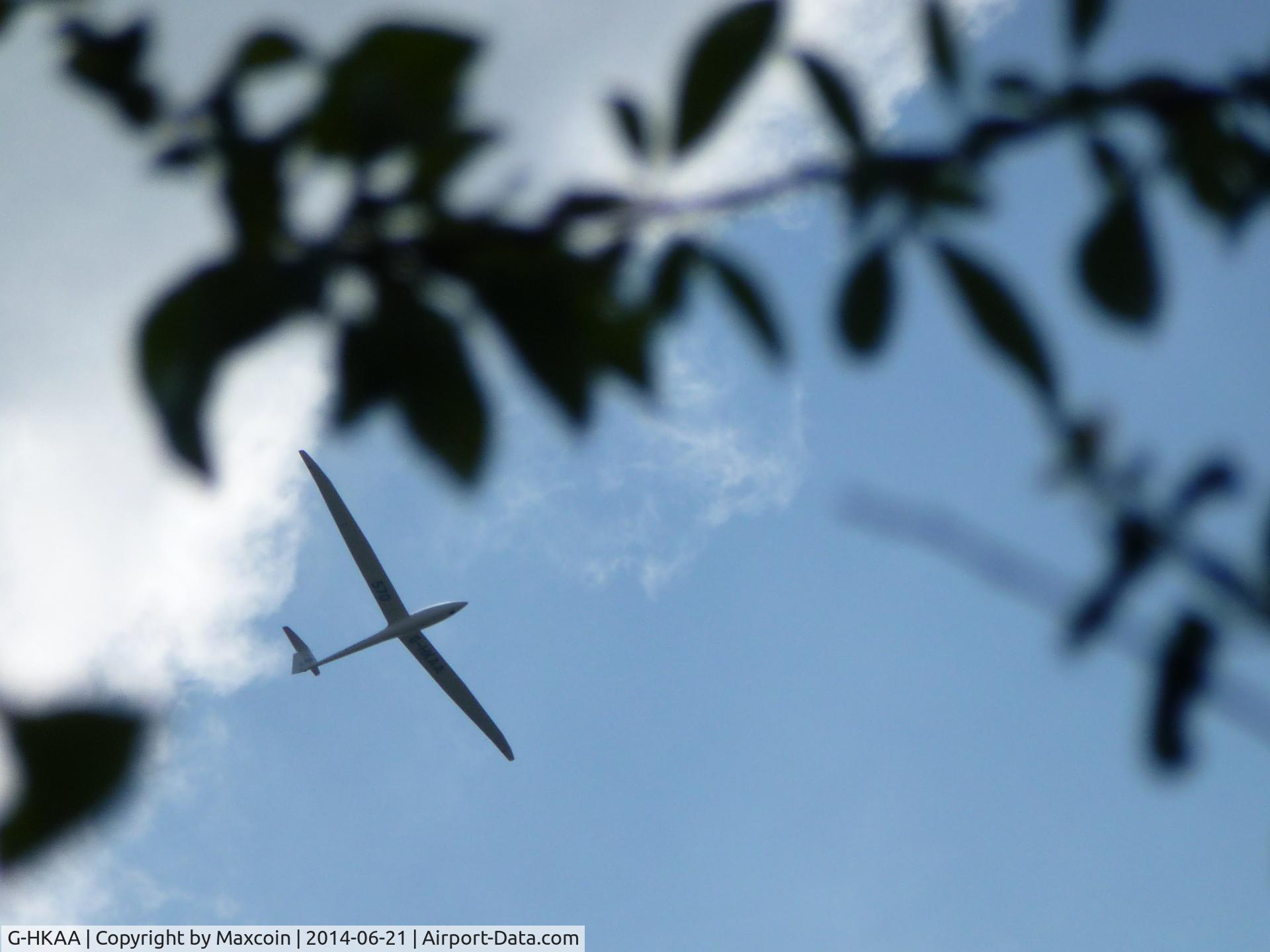 G-HKAA, 2003 Schempp-Hirth Duo Discus C/N 69, Andover Hampshire   21 june 2014