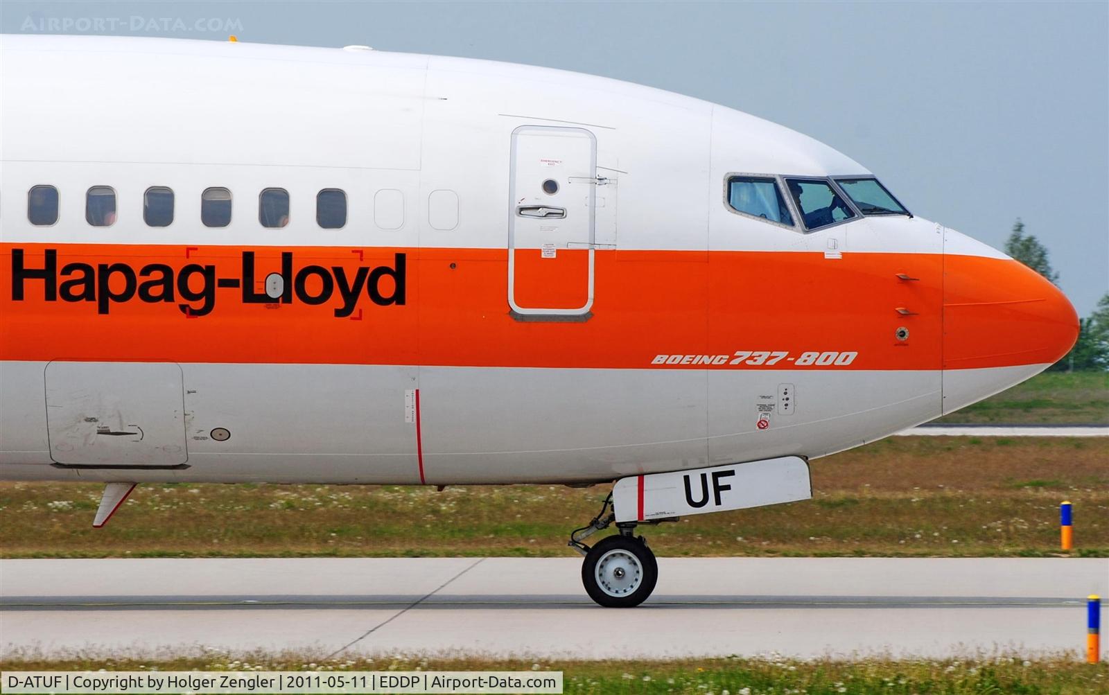D-ATUF, 2006 Boeing 737-8K5 C/N 34687, Close shot on twy Echo...