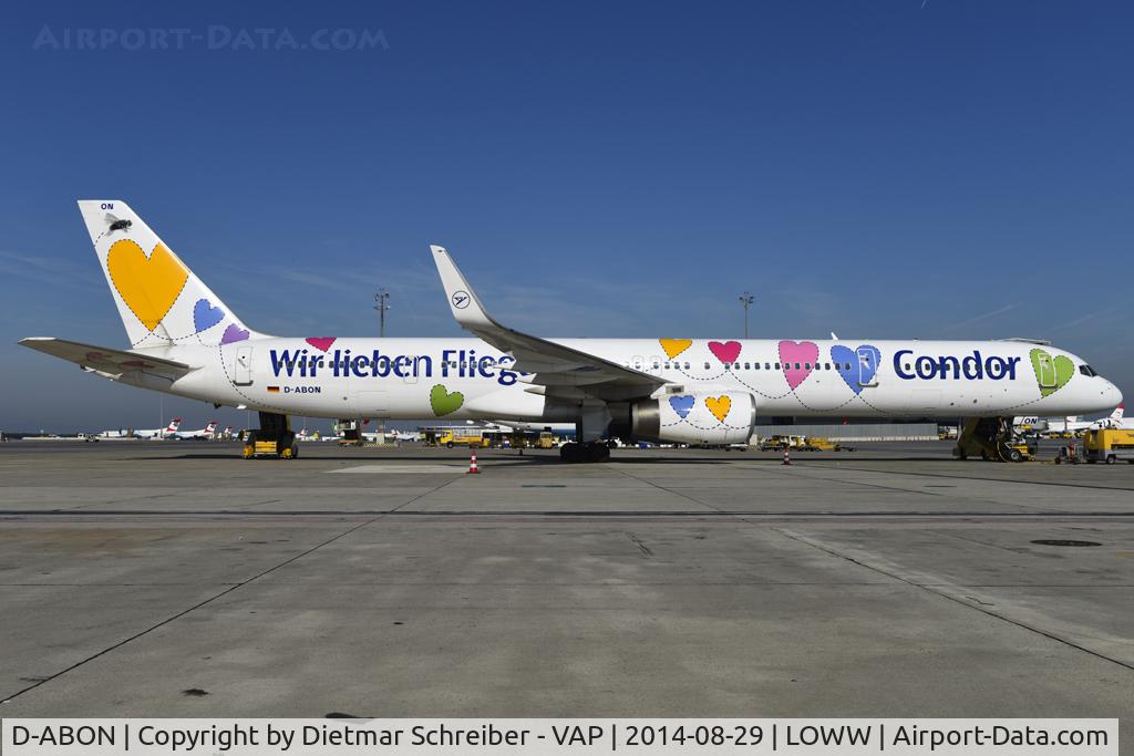 D-ABON, 2000 Boeing 757-330 C/N 29023, Condor Boeing 757-300