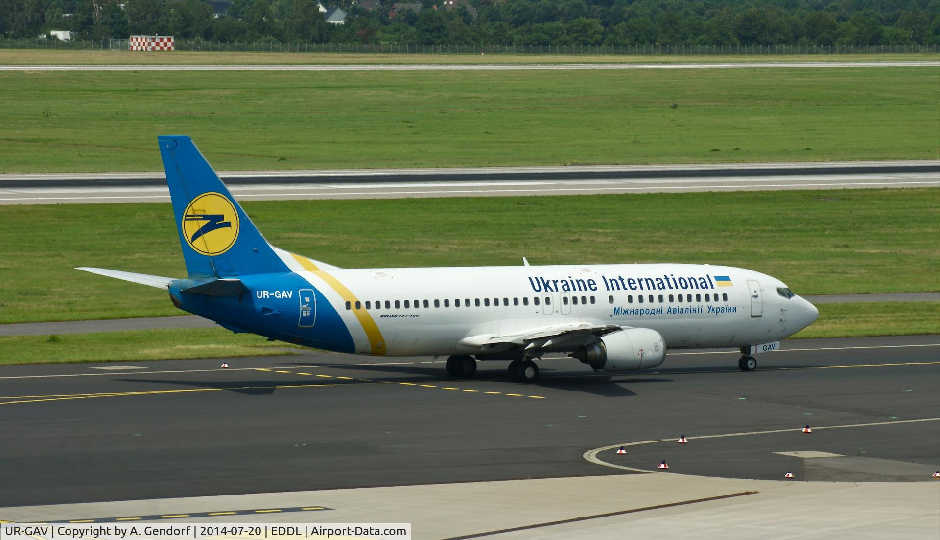 UR-GAV, 1992 Boeing 737-4C9 C/N 26437, Ukraine International, is here on taxiway 