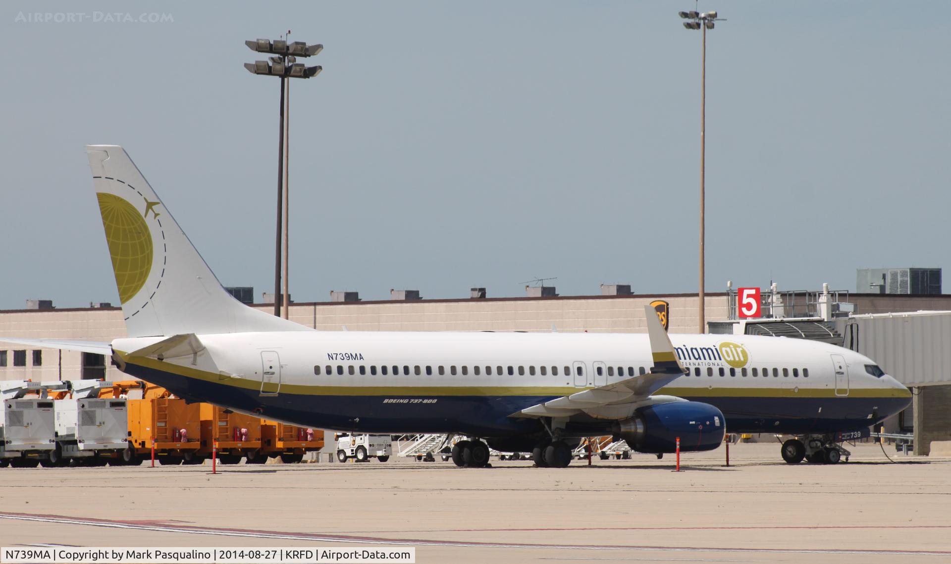N739MA, 2004 Boeing 737-8Q8 C/N 30670, Boeing 737-800