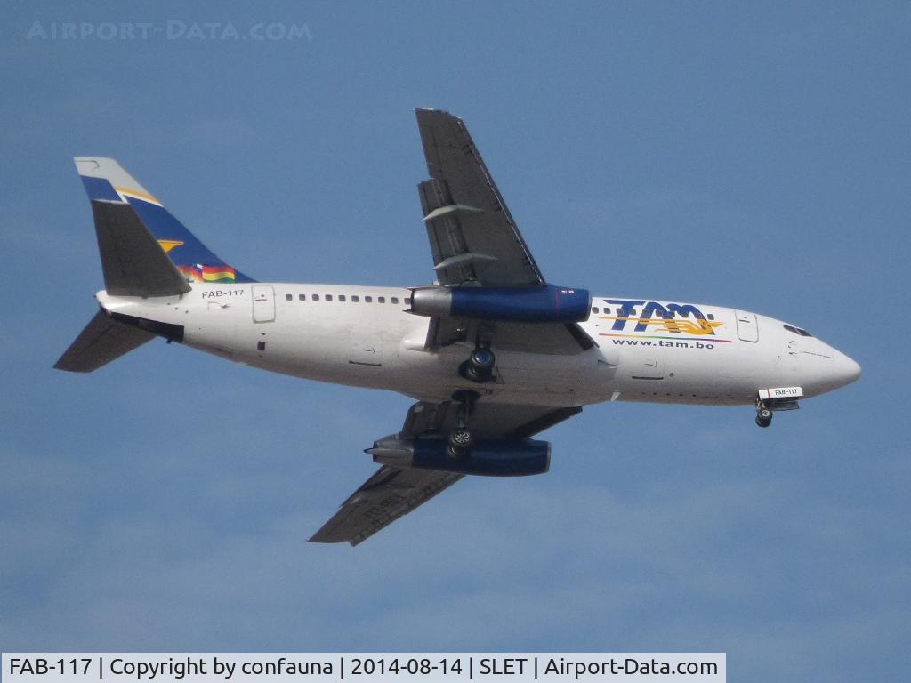 FAB-117, 1981 Boeing 737-230 C/N 22636, One of the oldest 737 of TAM arriving to El Trompillo