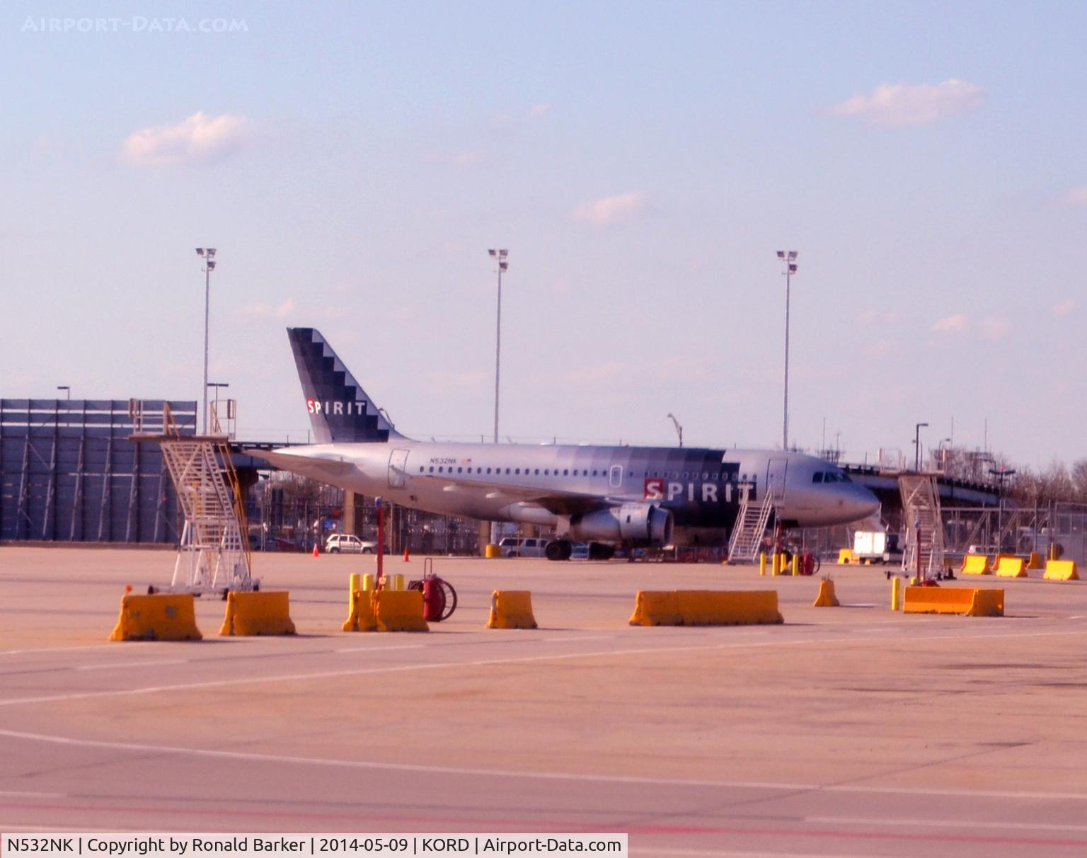 N532NK, 2007 Airbus A319-132 C/N 3165, On the Ramp O'Hare