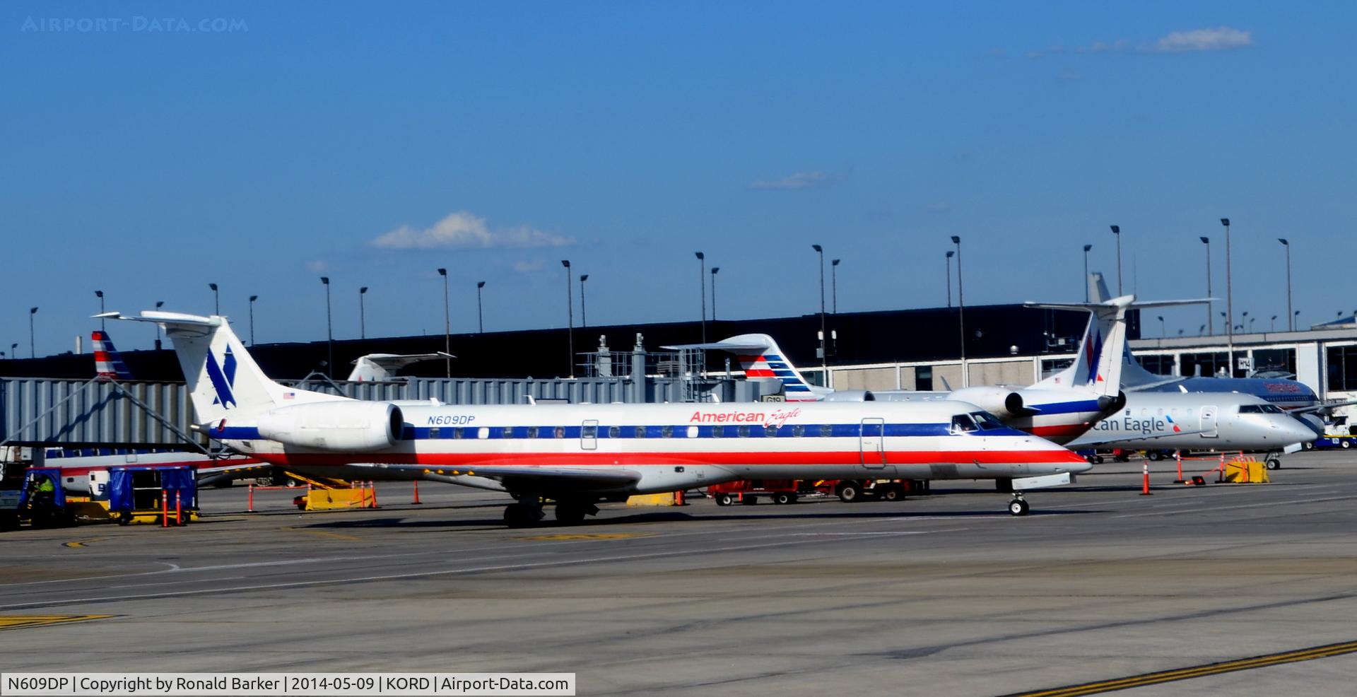 N609DP, 1998 Embraer ERJ-145LR (EMB-145LR) C/N 145069, Taxi O'Hare