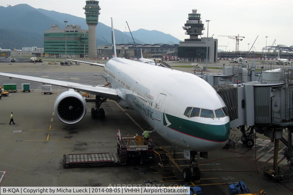 B-KQA, 2012 Boeing 777-367/ER C/N 37898, At Hong Kong