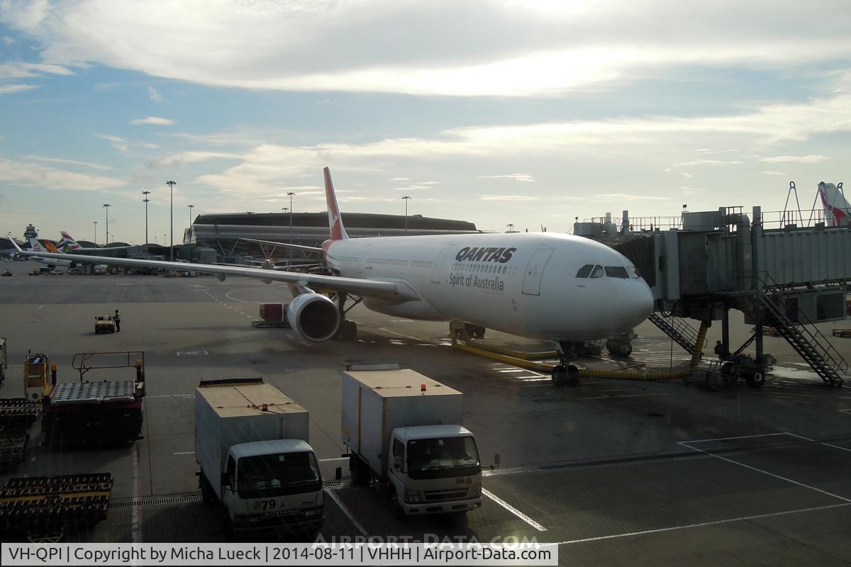 VH-QPI, 2005 Airbus A330-303 C/N 0705, At Hong Kong