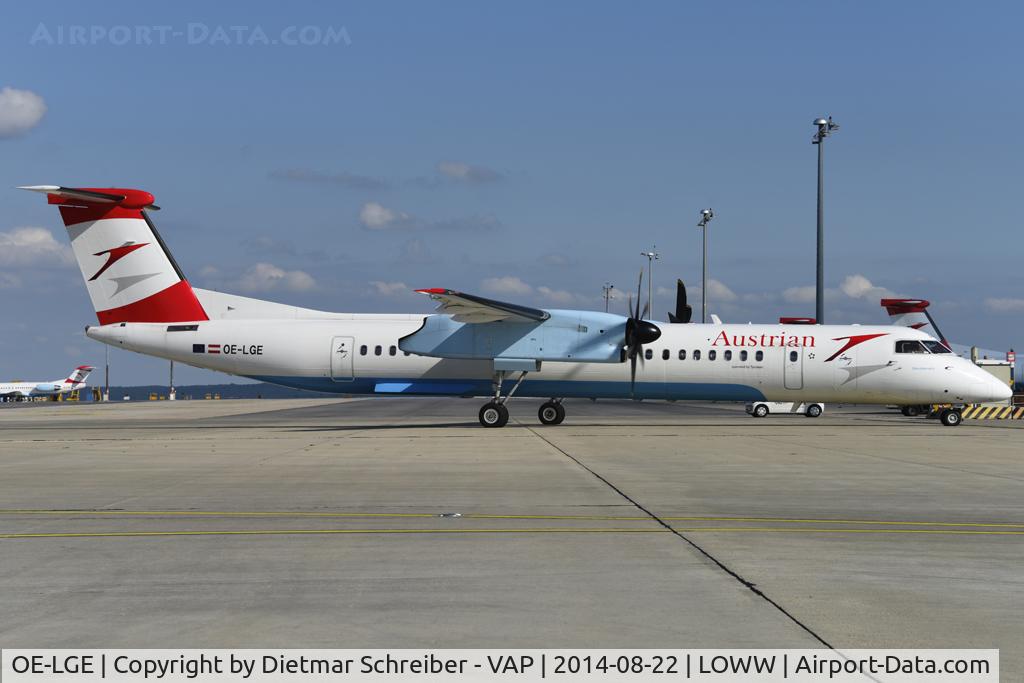 OE-LGE, 2001 De Havilland Canada DHC-8-402Q Dash 8 C/N 4042, Austrian Dash 8-400