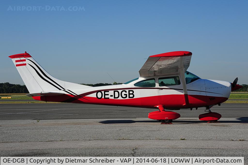 OE-DGB, 1972 Cessna 182P Skylane C/N 18261104, Cessna 182