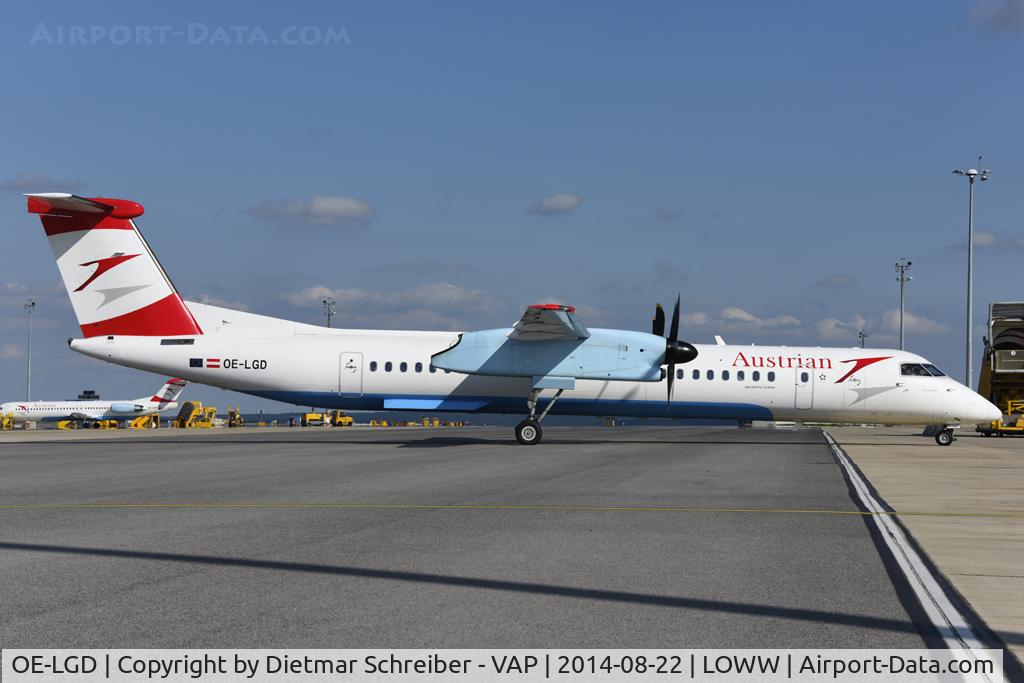 OE-LGD, 2000 De Havilland Canada DHC-8-402Q Dash 8 C/N 4027, Austrian Dash 8-400