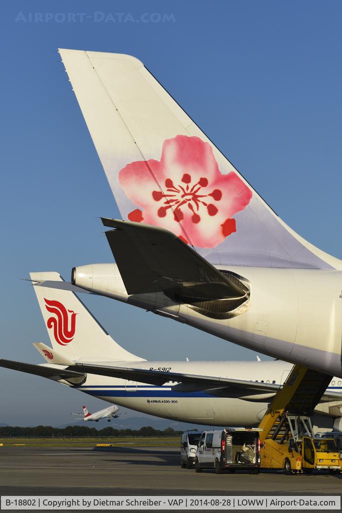 B-18802, 2001 Airbus A340-313X C/N 406, China Airlines Airbus 340-300