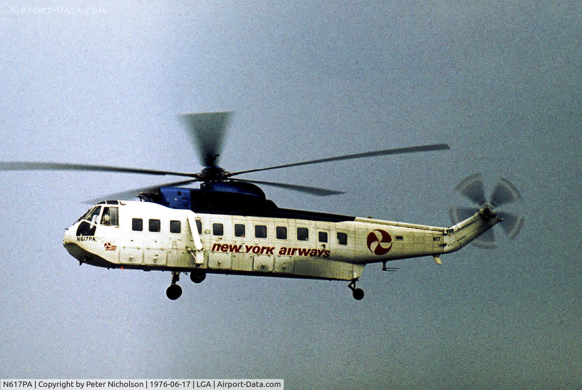 N617PA, 1968 Sikorsky S-61L C/N 61425, S-61L-4 of New York Airways arriving at La Guardia in the Summer of 1976.