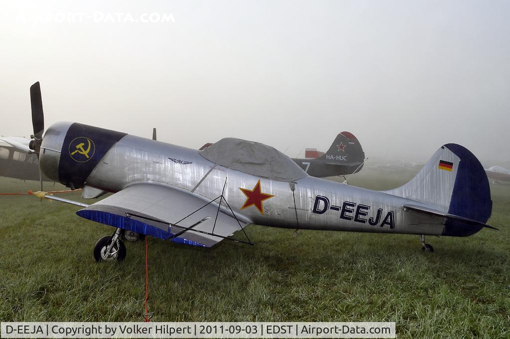 D-EEJA, Yakovlev Yak-50 C/N 801705, at Hahnweide