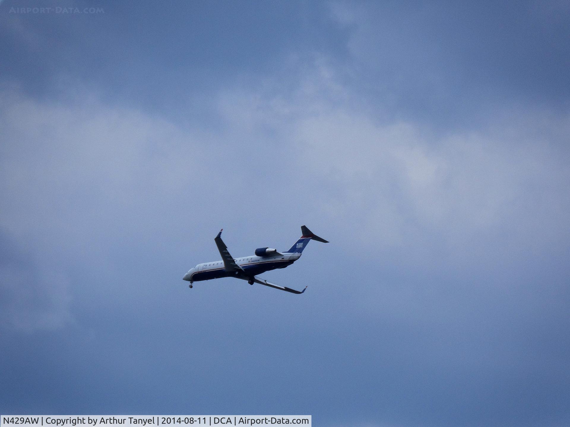 N429AW, 2002 Bombardier CRJ-200LR (CL-600-2B19) C/N 7711, Landing @ DCA