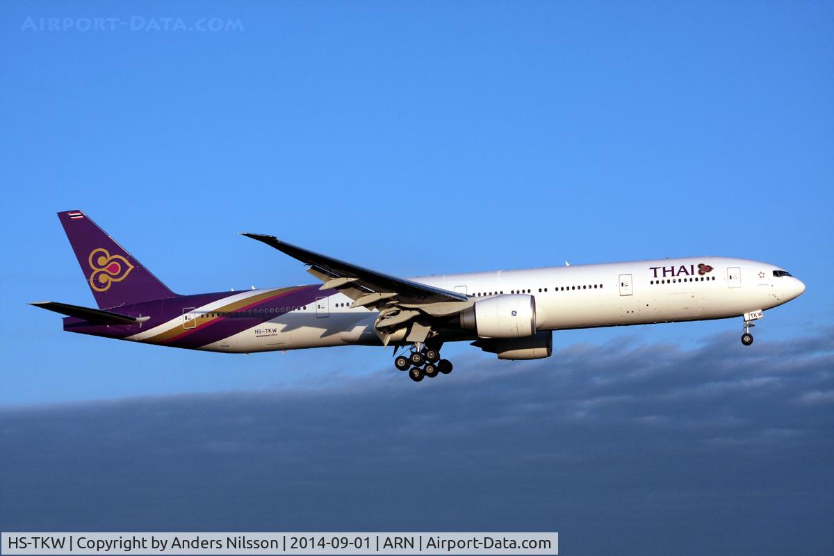HS-TKW, 2014 Boeing 777-3D7/ER C/N 42112, On short final for runway 01L. 06.35 in the morning.