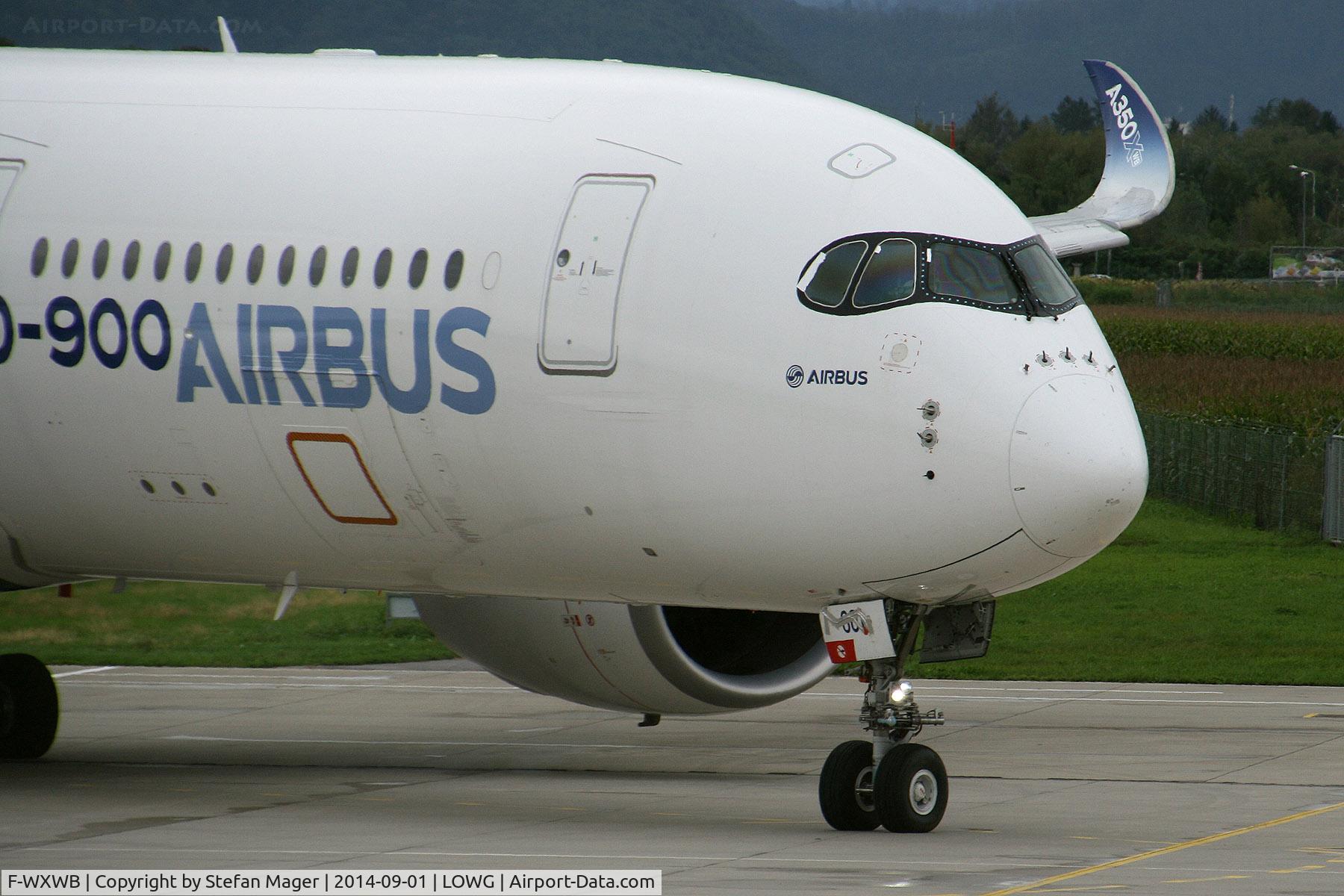 F-WXWB, 2013 Airbus A350-941 C/N 001, First visit of A350-900 @ GRZ