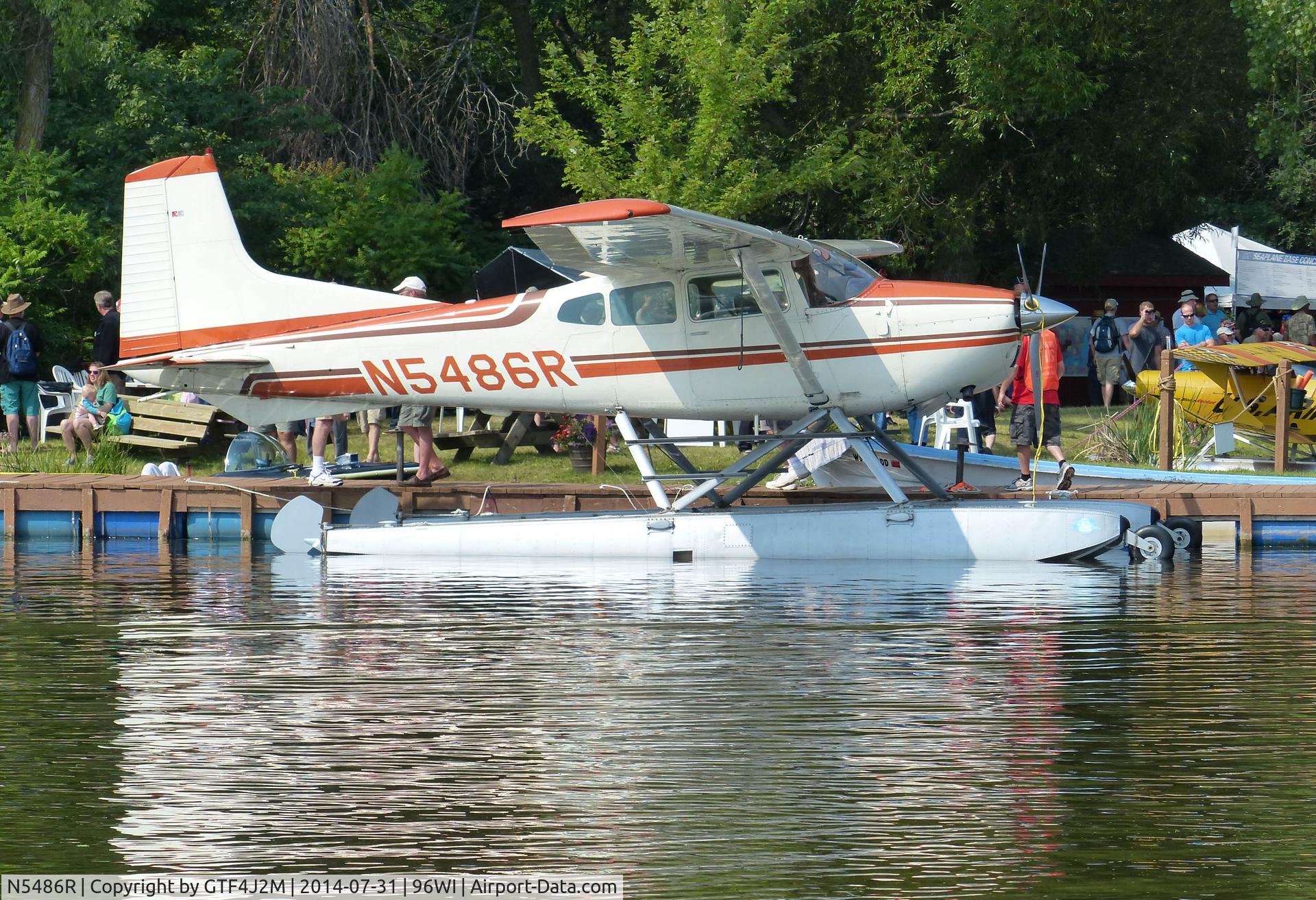 N5486R, Cessna A185F Skywagon 185 C/N 18503039, N5486R at Lake Winnebago, AirVenture 2014