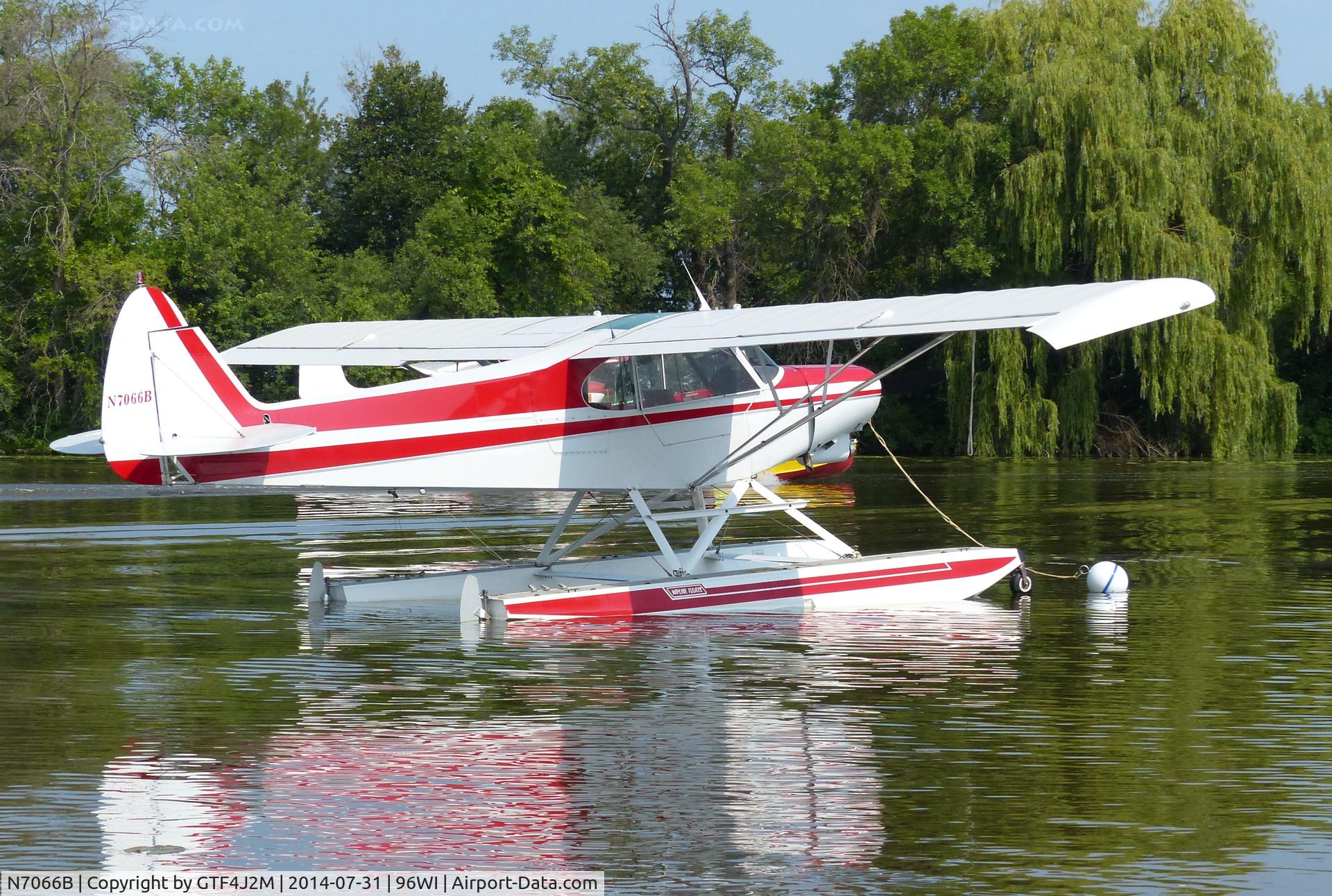 N7066B, 1956 Piper PA-18-150 Super Cub C/N 18-5140, N7066B at Lake Winnebago, AirVenture 2014