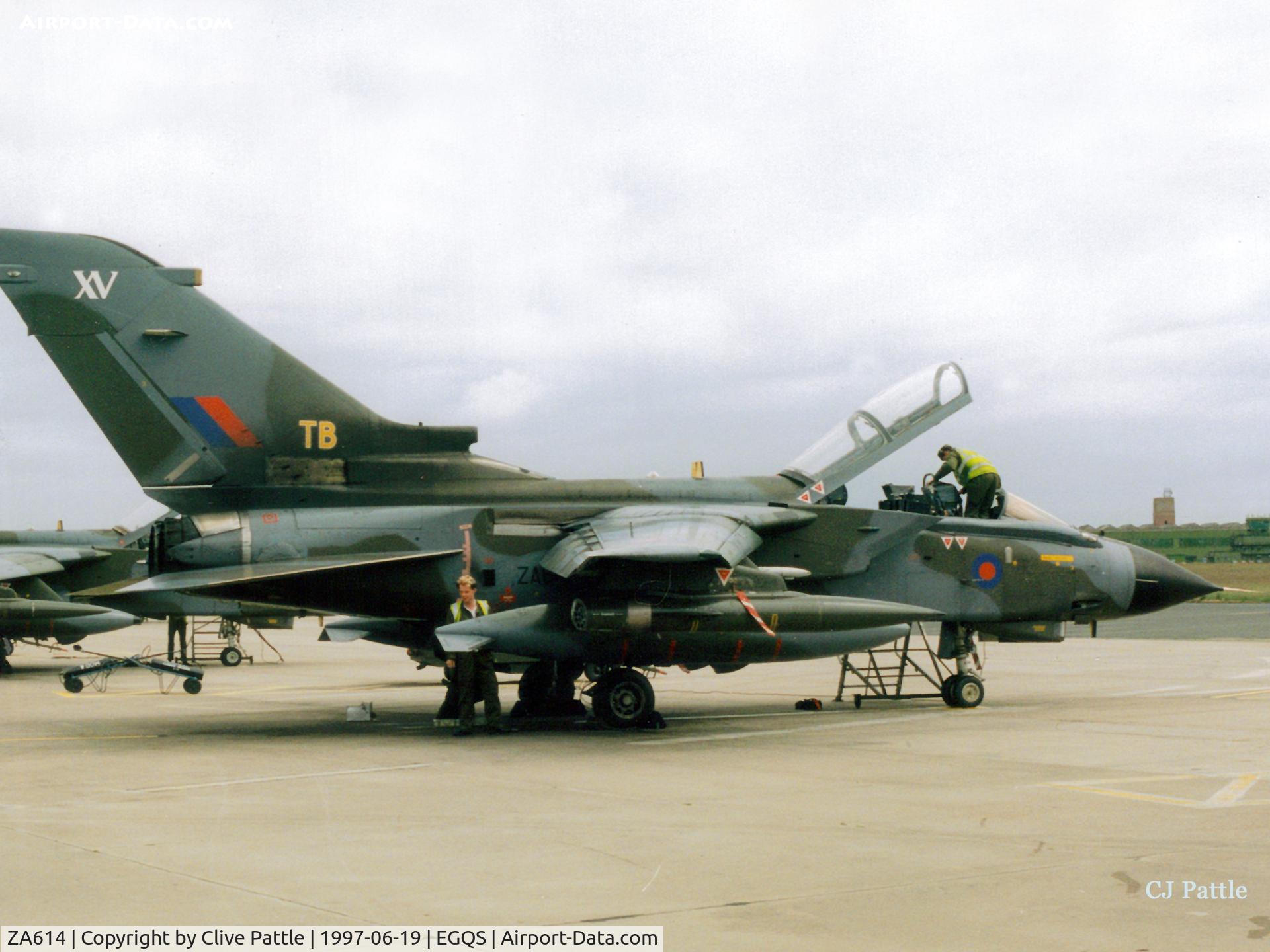 ZA614, 1982 Panavia Tornado GR.1 C/N 153/BS050/3078, Scanned from print. ZA614 on the flightline at Lossiemouth when coded TB with 15 R Sqn RAF.