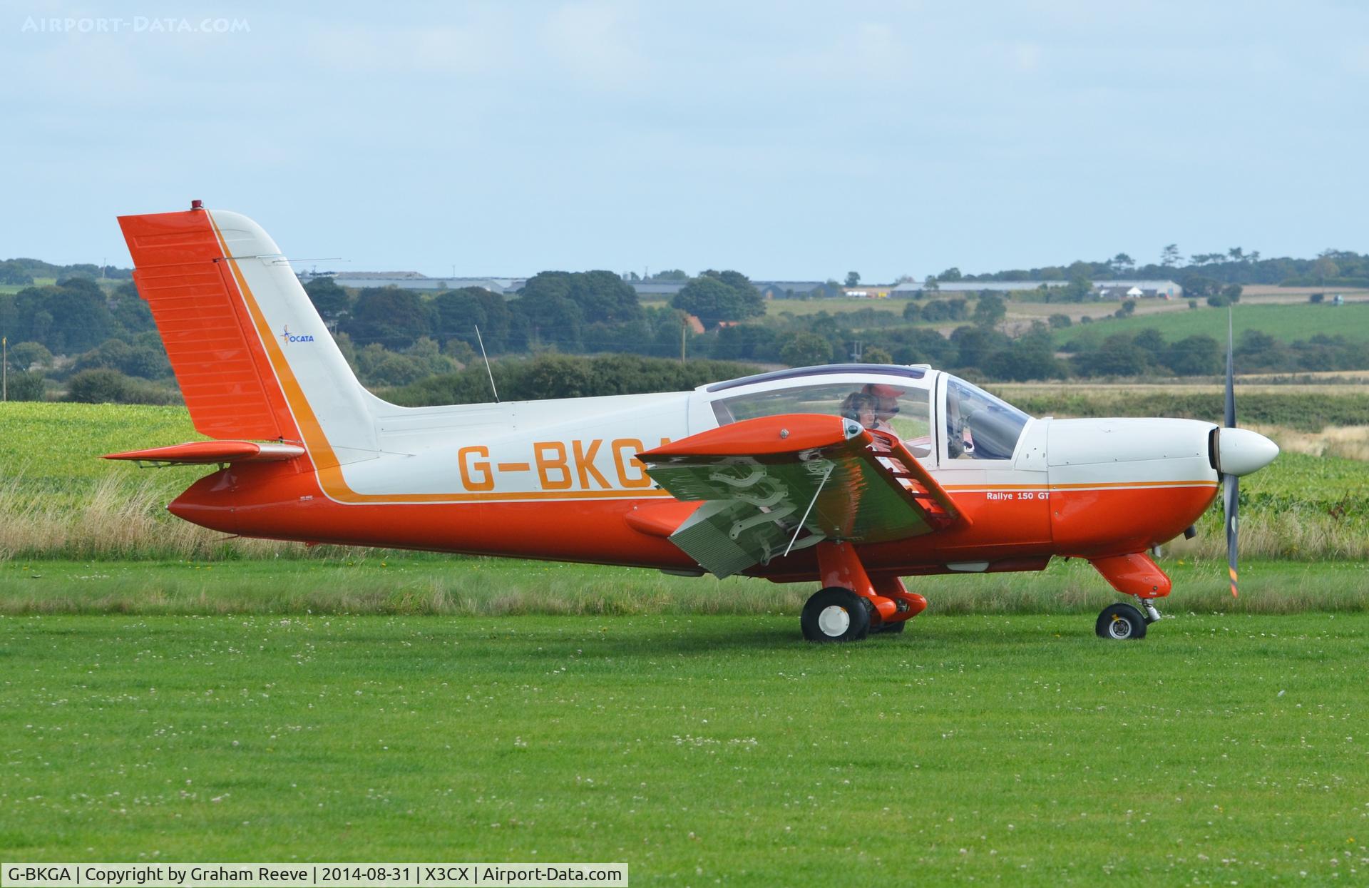 G-BKGA, 1979 Socata MS-892E Rallye 150GT C/N 13287, Just landed at Northrepps.