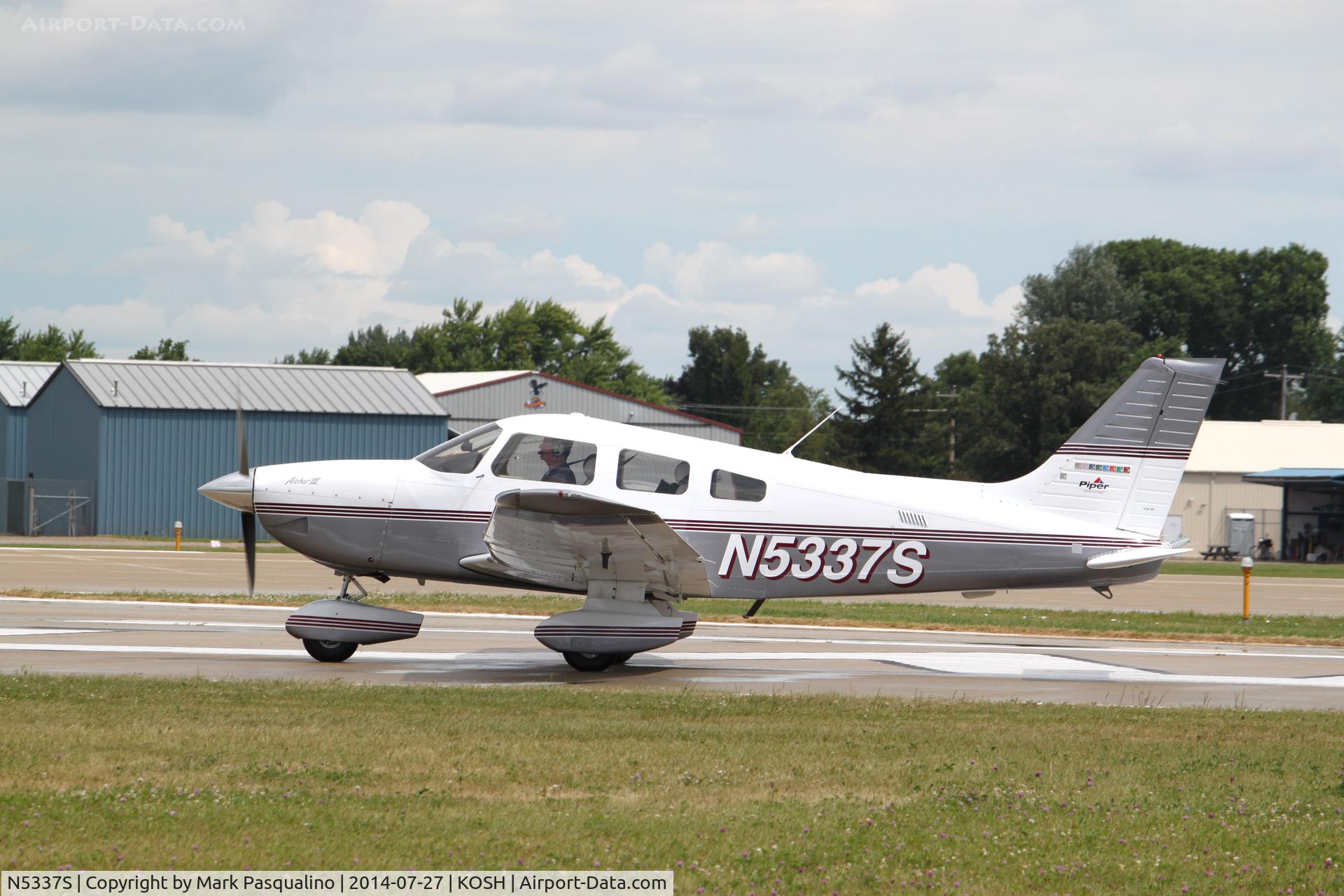 N5337S, 2001 Piper PA-28-181 Archer C/N 2843479, Piper PA-28-181