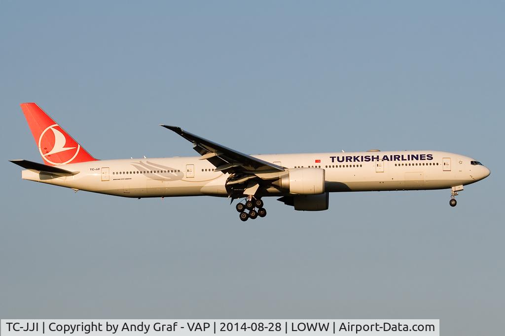 TC-JJI, 2010 Boeing 777-3F2/ER C/N 40709, Turkish Airlines 777-300