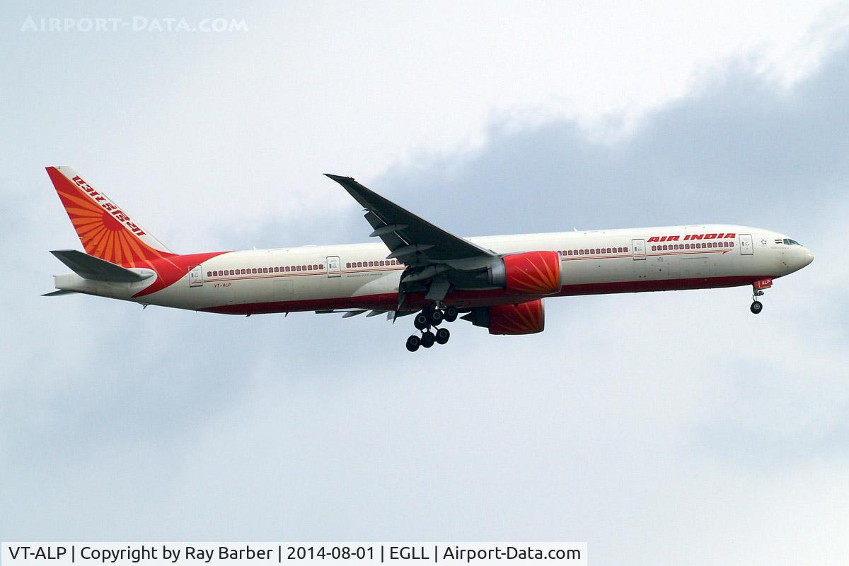 VT-ALP, 2009 Boeing 777-337/ER C/N 36314, Boeing 777-337ER [36314] (Air India) Home~G 01/08/2014. On approach 27L.