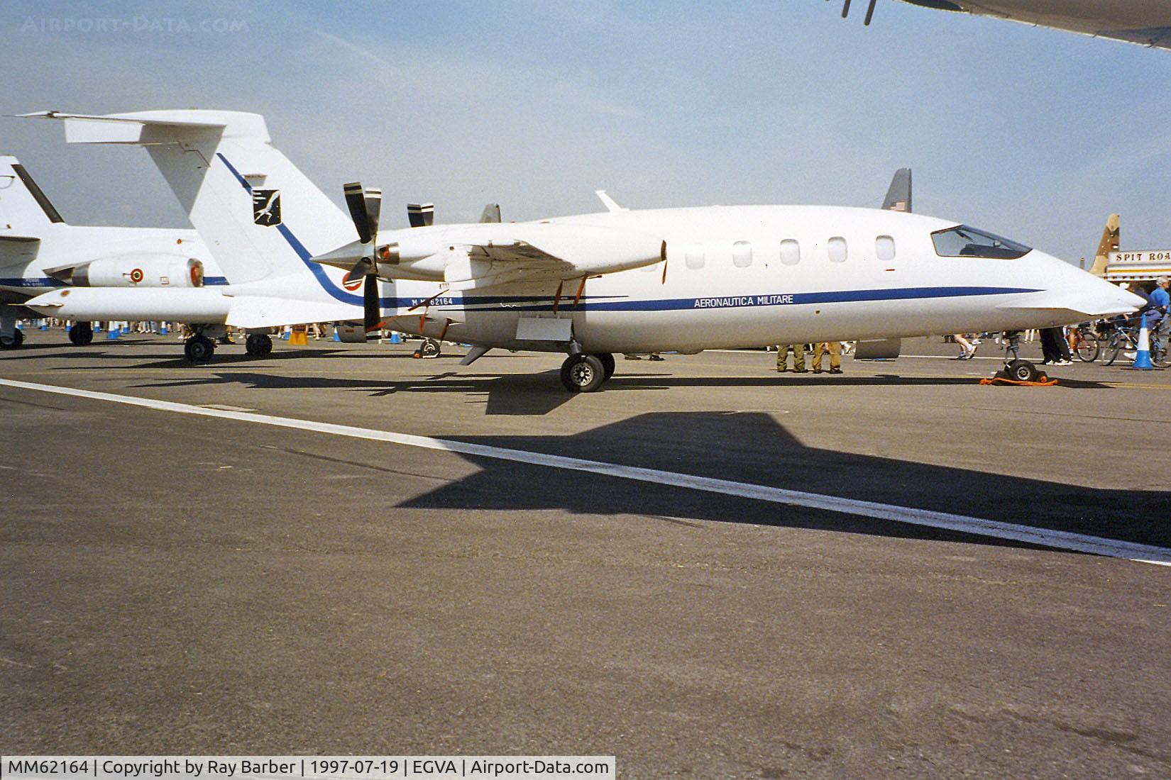 MM62164, Piaggio P-180AM Avanti C/N 1030, Piaggio P-180AM Avanti [1030] (Italian Air Force) RAF Fairford~G 19/07/1997